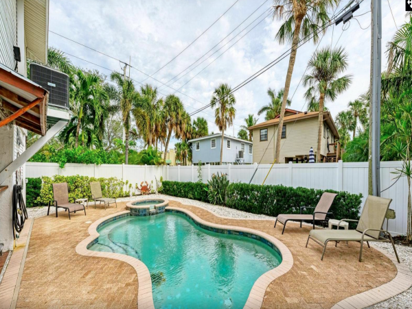 Holmes Beach Vacation Rental with Heated Pool & Spa – Steps to Gulf